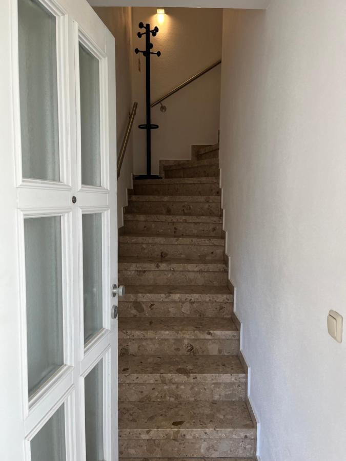 Attraktives Appartement Im Stadtzentrum Plauen Balkon Lift Exteriér fotografie