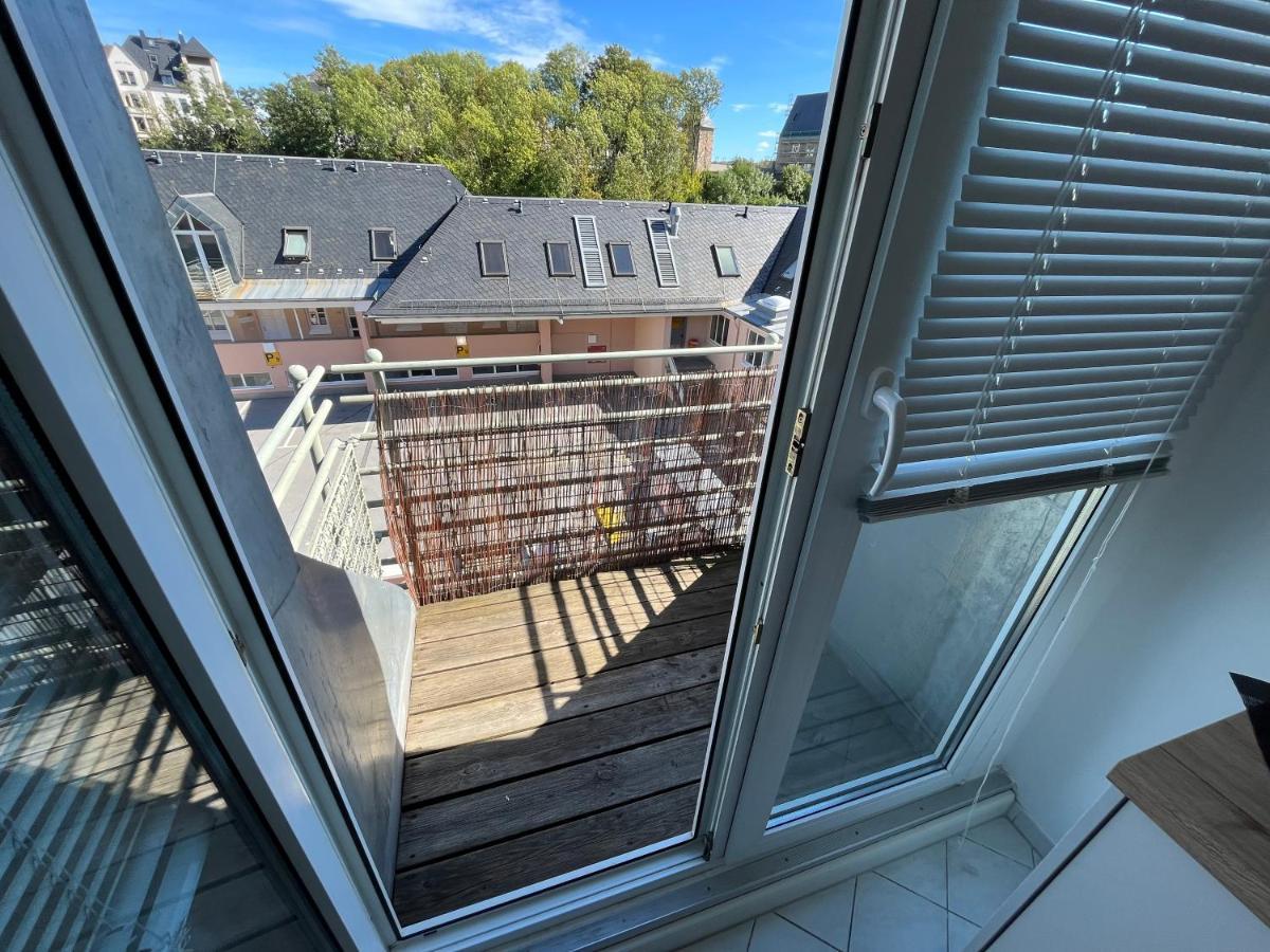 Attraktives Appartement Im Stadtzentrum Plauen Balkon Lift Exteriér fotografie